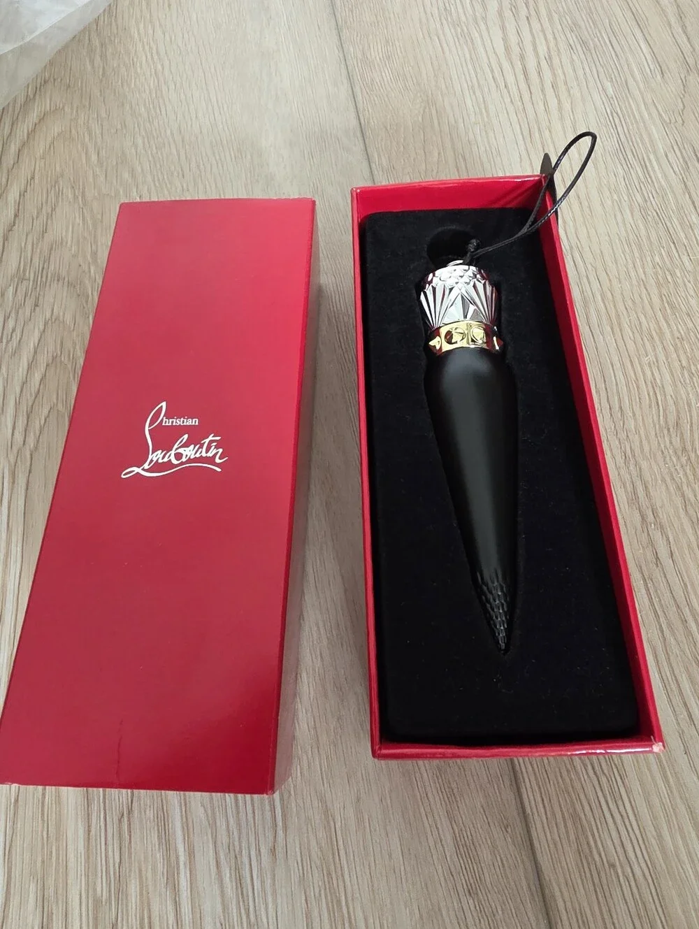 Christian Louboutin Rouge Louboutin Velvet Matte Lipstick  Red Dramadouce 005M